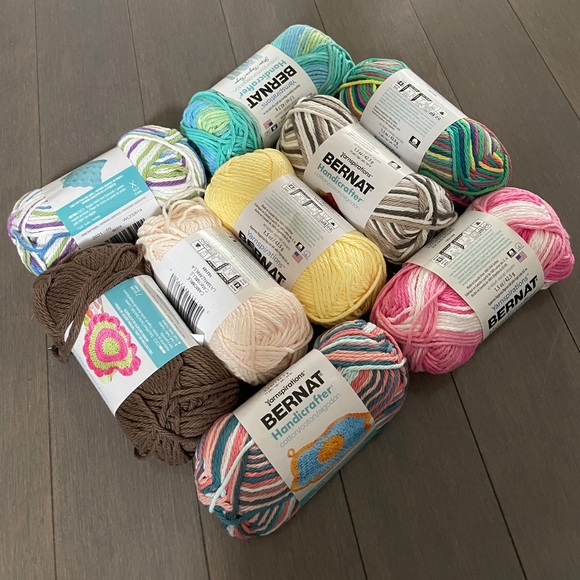Bernat Yarn Bundle - Multicolor lot of 9 - Picture 3 of 6